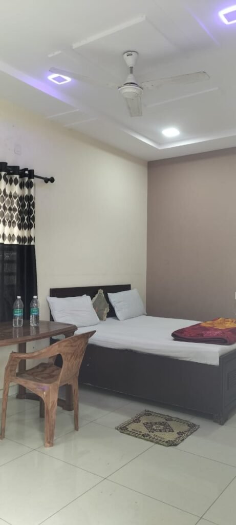 Comfortable, clean room at Shiv Homestay, Madhapar, Bhuj-Kutch