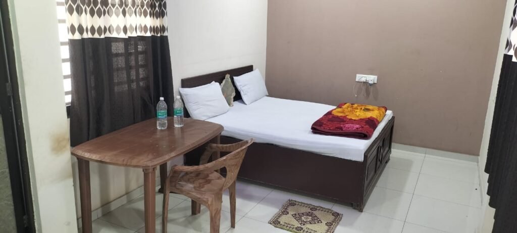 Comfortable, clean room at Shiv Homestay, Madhapar, Bhuj-Kutch