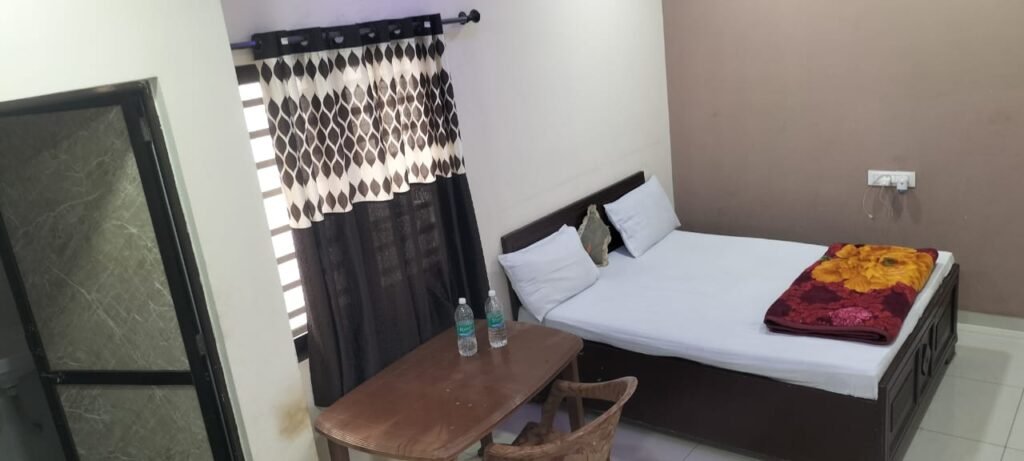 Comfortable, clean room at Shiv Homestay, Madhapar, Bhuj-Kutch